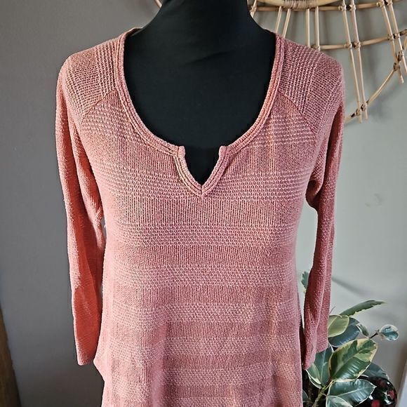 Charlotte Russe Antique Rose Split Neck Long Sleeve Light Sweater Top Sz S - Picture 3 of 8